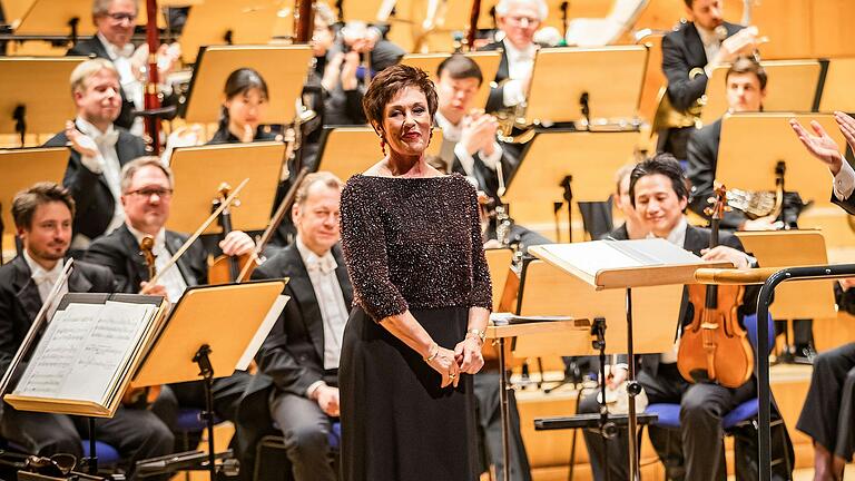 Waltraud Meier ist in Würzburg geboren und eine deutsche Opernsängerin.