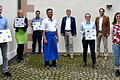 Treffen der Volkshochschulen in Bad Königshofen: Weiterhin gute Zusammenarbeit wollen die Vhs-Vertreter pflegen, im Bild (von links) Michael Balk (Bad Kissingen), Renate Knaut (Rhön und Grabfeld), Manuel Lopez Marin (Kahlgrund-Spessart), Dozent Ata Chaudhry, Christian Ruser (Haßberge), Marie Traussneck (Haßberge), Florian Schmitt (Rhön und Grabfeld) und Claudia Beyrle (Hammelburg).