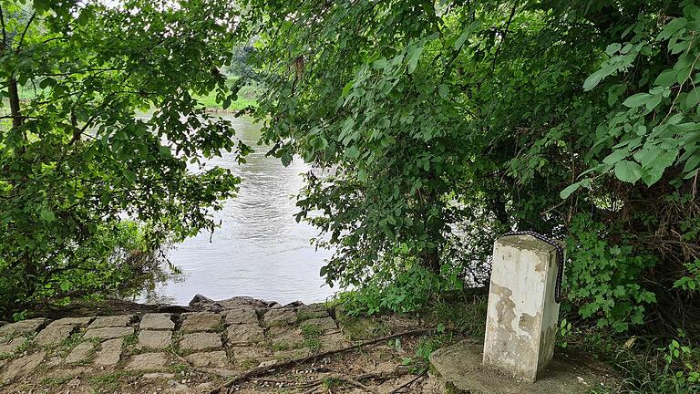 Das ist die Einsetzstelle in Astheim, die viele Wassertouristen nutzen, um auf den Altmain zu gelangen. Das ist die Einsetzstelle in Astheim, die viele Wassertouristen nutzen, um auf den Altmain zu gelangen.