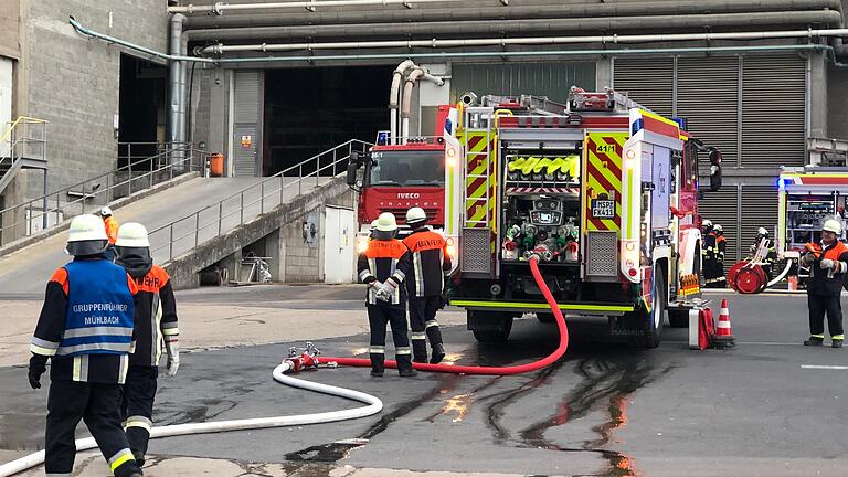 Einsatz bei der Firma Schwenk: Der neue Feuerwehrbedarfsplan zeigt, wie es um die Ausstattung und das Personal der Karlstadter Wehren bestellt ist. (Archivbild) Einsatz bei der Firma Schwenk: Der neue Feuerwehrbedarfsplan zeigt, wie es um die Ausstattung und das Personal der Karlstadter Wehren bestellt ist. (Archivbild)