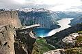 Selten ist es wirklich noch so einsam auf der Trolltunga in Norwegen. Meist tummeln sich Hunderte Touristen mit gezücktem Smartphone auf der Felszunge.