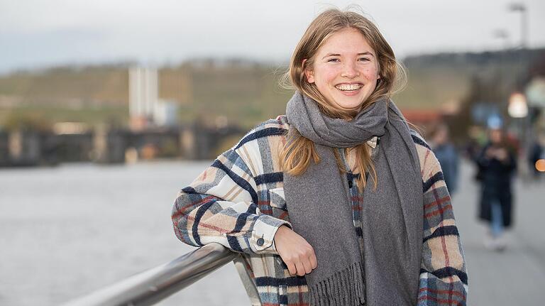 Bianca Bauer ist mit Tupperbox unterwegs. Bianca Bauer ist mit Tupperbox unterwegs.