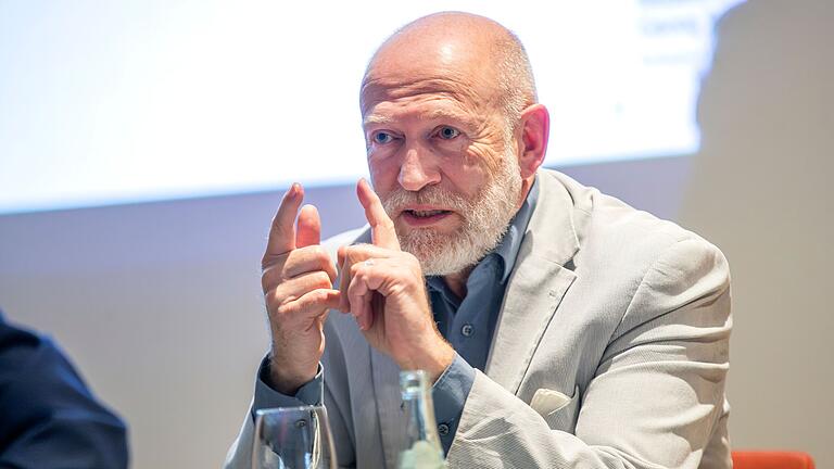 Wolf Eiermann, Leiter des Museums Georg Schäfer: 'Der Wissensstand ändert sich fortwährend, Provenienzforschung ist nie abgeschlossen.' Wolf Eiermann, Leiter des Museums Georg Schäfer: 'Der Wissensstand ändert sich fortwährend, Provenienzforschung ist nie abgeschlossen.'