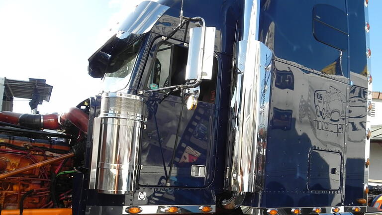 Truckertreffen: Die Könige der Landstraße trafen sich in Windshausen.i