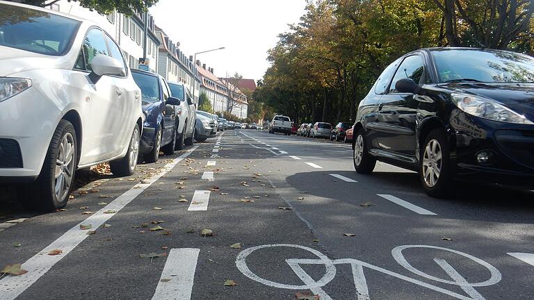 Für den Einstieg in eine klimafreundlichere Mobilität soll das Auto Platz machen für alternative Verkehrsmittel.