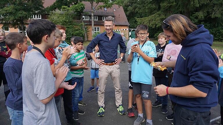 Glückwünsche für die Sieger der Camp-Challenge.