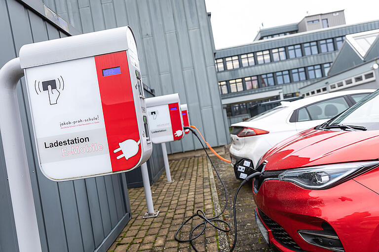 Eine Ladestation direkt am TTZ in Bad Neustadt