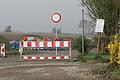 Nach einem halben Jahr deutet sich ein Ende der Bauunterbrechung in der Keltenstraße an. Voraussichtlich ab April sollen die Arbeiten an der Zufahrt zum Baugebiet Am Nützelbach II weitergehen.
