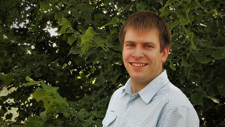 Christian Hartmann ist wissenschaftlicher Mitarbeiter an der Universität Würzburg.