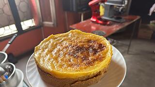 Bäckereinsatz auf Madagaskar: Zwei Wochen verbrachte die Stadtlauringer Bäckerin Sarah Braun in der madagassischen Hauptstadt Antananarivo und zeigte dort jungen Frauen, wie Brot, Brötchen, Brezeln, Kekse und Kuchen gebacken werden. Am Ende des Kurses erhielten alle bei einer Festveranstaltung im Ministerium ein Zertifikat, mit dem sie sich selbstständig machen können oder leichter eine Festanstellung finden.