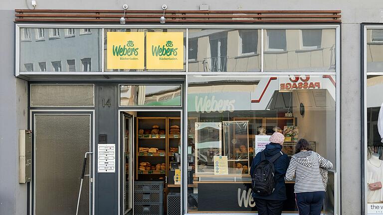 Die meisten Filialen der Bäckerei 'Webers' in Würzburg bleiben an den Osterfeiertagen geschlossen. Die meisten Filialen der Bäckerei 'Webers' in Würzburg bleiben an den Osterfeiertagen geschlossen.