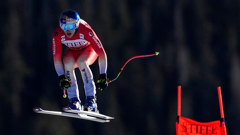Ski alpin Welt Cup in den USA       -  Gesamtweltcupsieger Marco Odermatt war auch in der ersten Abfahrt dieser Saison direkt wieder auf dem Podest.