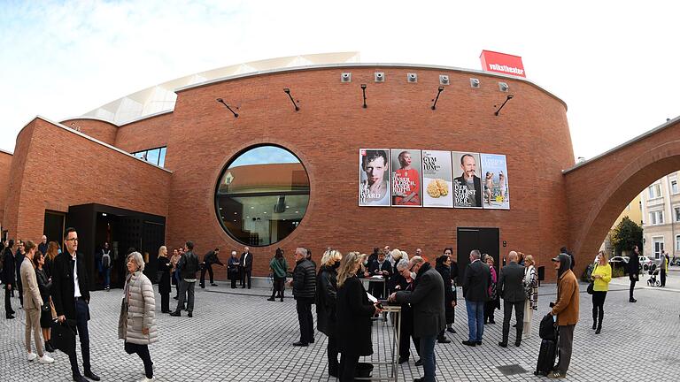 Münchner Volkstheater       -  Das Volkstheater ist aus der Sommerpause zurück