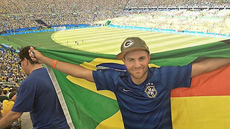 Ein Traum wurde wahr: Johannes Wolf erlebte im weltberühmten Maracana-Stadion von Rio de Janeiro ein Fußball-Halbfinale der olympischen Spiele. Foto: Johannes Wolf - Ein Traum wurde wahr: Johannes Wolf erlebte im weltberühmten Maracana-Stadion von Rio de Janeiro ein Fußball-Halbfinale der olympischen Spiele. Foto: Johannes Wolf Ein Traum wurde wahr: Johannes Wolf erlebte im weltberühmten Maracana-Stadion von Rio de Janeiro ein Fußball-Halbfinale der olympischen Spiele. Foto: Johannes Wolf - Ein Traum wurde wahr: Johannes Wolf erlebte im weltberühmten Maracana-Stadion von Rio de Janeiro ein Fußball-Halbfinale der olympischen Spiele. Foto: Johannes Wolf