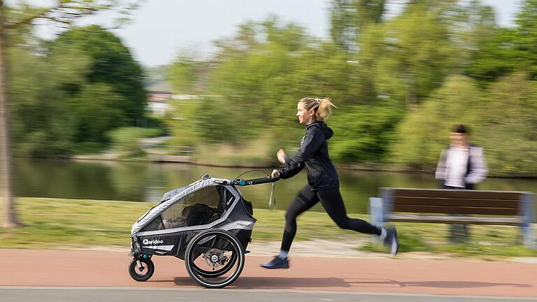 Suse Spanheimer ist mittlerweile auf ihrer Jogging-Strecke nicht mehr alleine unterwegs.