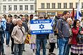 Seit Samstagmorgen wird Israel aus dem Gazastreifen massiv angegriffen. Aus diesem Grund rief die Deutsch-Israelische Gesellschaft zu einer Solidaritätskundgebung am unteren Markt in Würzburg auf.