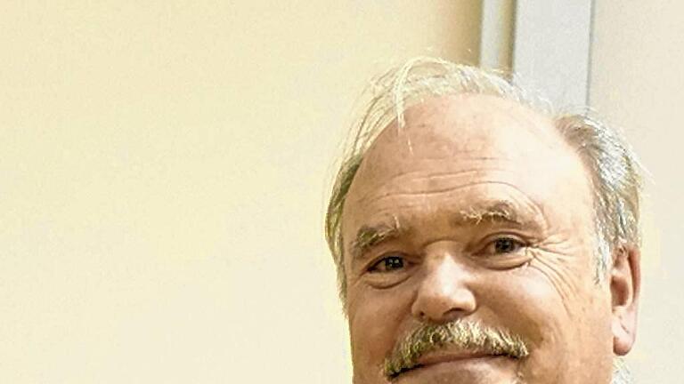 Er rührt in Dittelbrunn die Werbetrommel für klassische Musik: Harald Wihler.