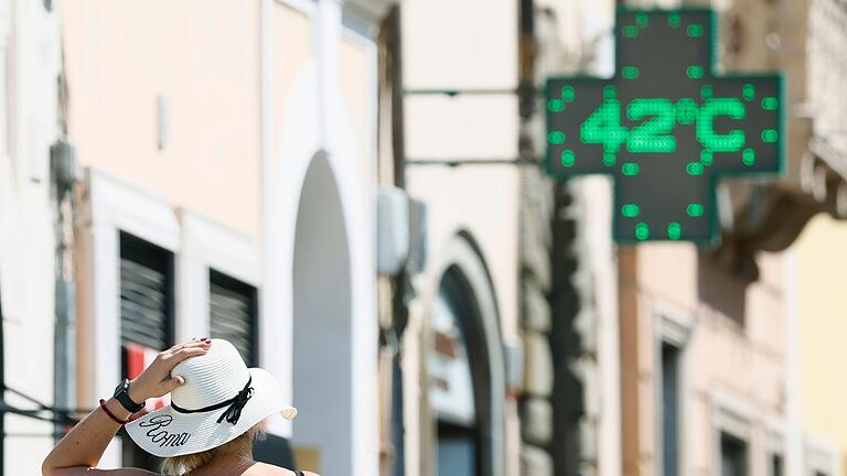 Hitze       -  Temperaturen von über 40 Grad sind im italienischen Hochsommer Alltag - ist das auch in Deutschland denkbar?