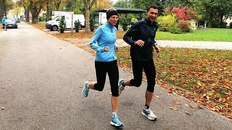 Claudia und Andreas Groß liefen gemeinsam die 10,2-Kilometer-Runde.