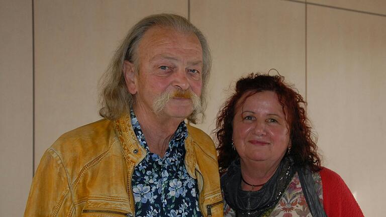 Fritz und Margit Lenhart aus Hohenfeld sind schon lange Anhänger des Volkstanzes