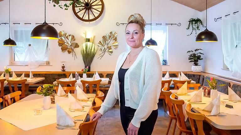 Aus dem Schwäbischen nach Stammheim: Seit März führt Nadine Lippolis das Gasthaus zur Schmiede neben dem bekannten Militärmuseum im Ort.