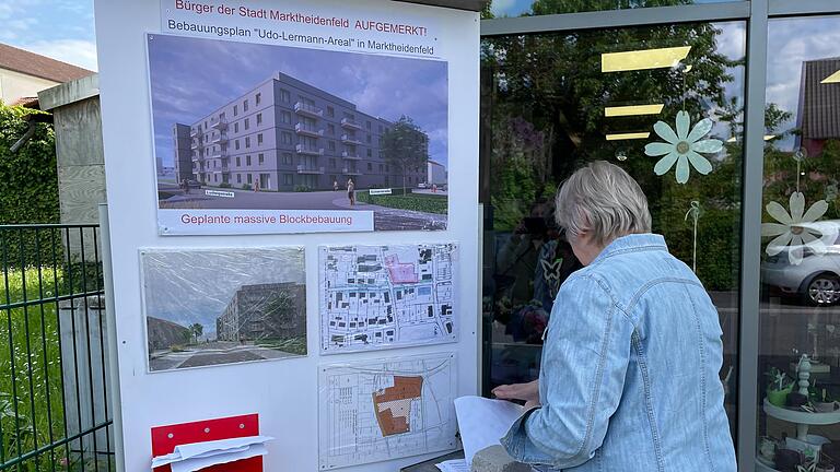 An einem Infostand in der Baumhofstraße machte die Bürgerinitiative auf sich aufmerksam: In einer selbst erstellten 3D-Visualisierung und einem Informationsschreiben drückten sie ihre Befürchtungen&nbsp; zum Vorentwurf-Bebauungsplan 'Udo-Lermann-Areal' aus und sammelten Unterschriften.&nbsp;