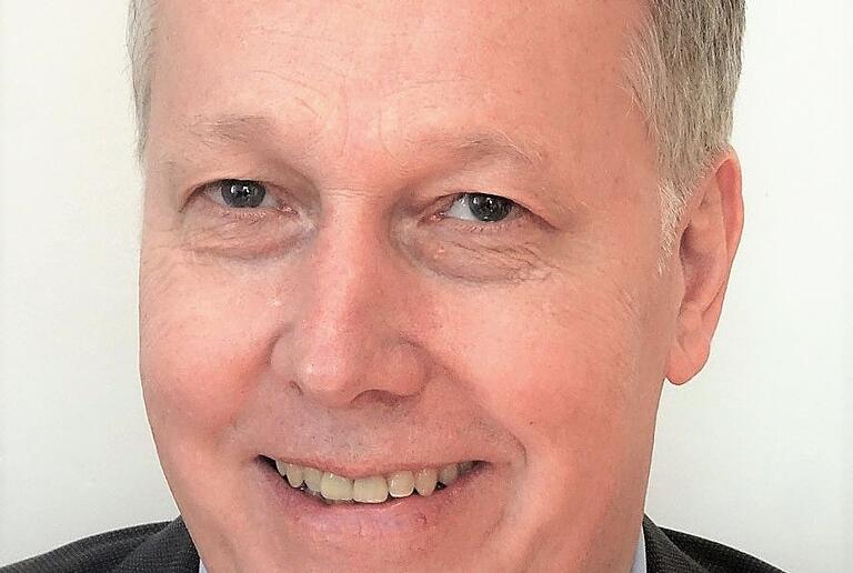 Tobias Kaltenbach löst Christian Höftberger als neuen Vorstandsvorsitzender der Rhön Klinikum AG ab. Tobias Kaltenbach löst Christian Höftberger als neuen Vorstandsvorsitzender der Rhön Klinikum AG ab.