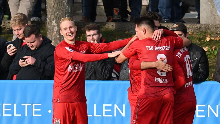 Kann der TSV Aubstadt bei der SpVgg Greuther Fürth II Tore und Punkte bejubeln?