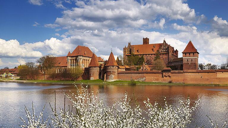 Marienburg.jpeg       -  Die größte Burg der Welt nach Fläche steht in Polen.