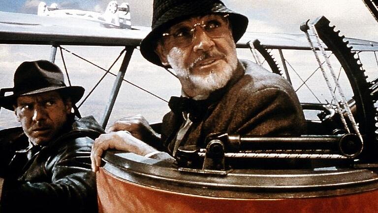 Indiana Jones       -  Im Dienste des Sohnes: Sean Connery mit Harrison Ford in &bdquo;Indiana Jones und der letzte Kreuzzug&ldquo; (1989).