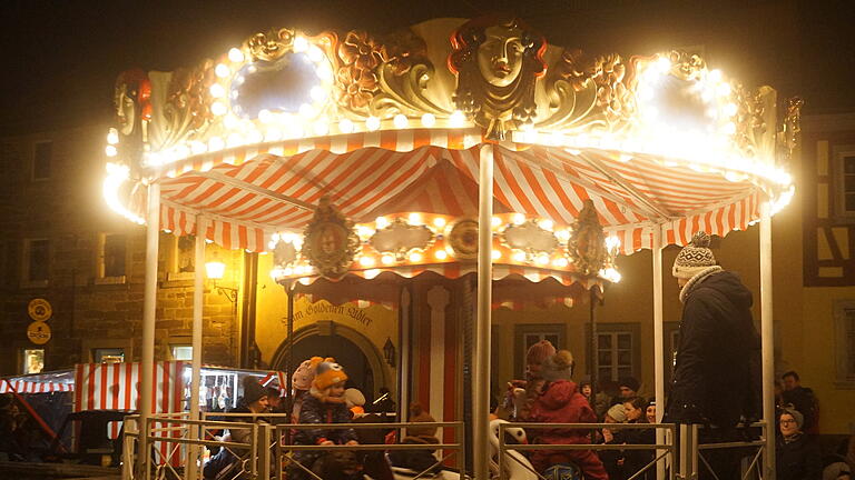 Bei der Kinderweihnacht in Prichsenstadt warteten auf gut 300 Metern zahlreiche Attraktionen auf die kleinen (und großen) Besucher.