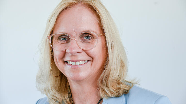 Andrea Lindholz aus Goldbach (Lkr. Aschaffenburg) wurde zur THW-Vizepräsidentin gewählt.