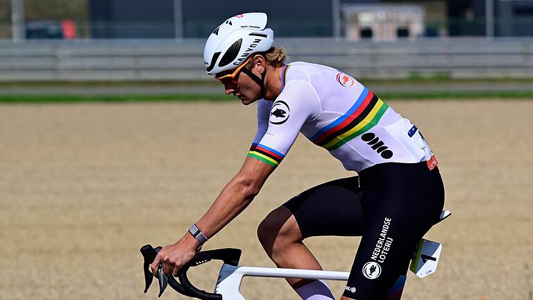 Radsport-EM: Straßenrennen Männer       -  Weltmeister Mathieu van der Poel gehört zu den großen EM-Stars.