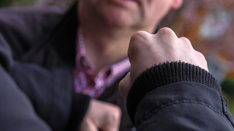 Nach einer blutigen Auseinandersetzung auf der Kirmes in Schwarzenfels stand der Angreifer nun in Gelnhausen vor Gericht. Symbolfoto: Christopher Schulz       -  Nach einer blutigen Auseinandersetzung auf der Kirmes in Schwarzenfels stand der Angreifer nun in Gelnhausen vor Gericht. Symbolfoto: Christopher Schulz