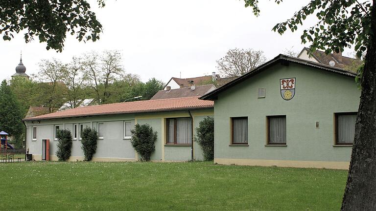 Das bisherige 'Oskar-Kandler-Zentrum' soll durch einen Neubau ersetzt werden. Das bisherige 'Oskar-Kandler-Zentrum' soll durch einen Neubau ersetzt werden.