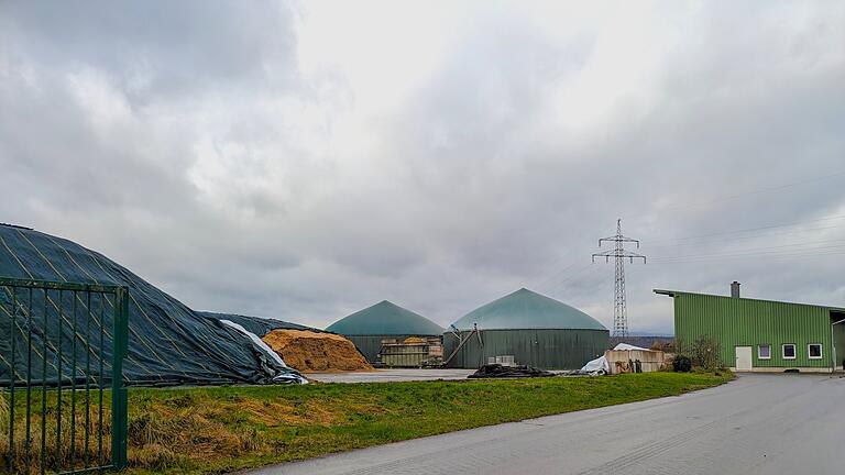 Die Biogasanlage auf dem Berg bei Bad Bocklet läuft derzeit vor allem mit Mais.       -  Die Biogasanlage auf dem Berg bei Bad Bocklet läuft derzeit vor allem mit Mais.