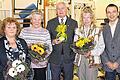 Dem KSC seit vier Jahrzehnten treu: (von links) Karin Arnold, Edith Baum, Erwin Leuschner und Edith Leuschner, zusammen dem im Amt bestätigten Vorsitzenden René Bailleul.