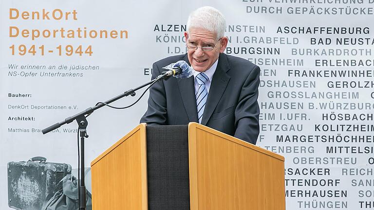 Josef Schuster, Präsident des Zentralrats der Juden in Deutschland, erklärt, warum das Erinnern so wichtig ist.&nbsp;