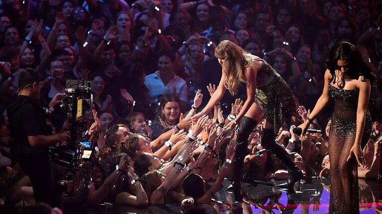 MTV Video Music Awards       -  Taylor Swift wird von ihren Fans stürmisch gefeiert.