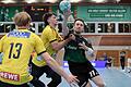 Im Hinspiel im September 2023 in der tectake Arena besiegten die Wölfe Würzburg um Luis Franke (rechts) in der Dritten Handball-Liga Süd die Rhein-Neckar Löwen II mit ihrem Toptorschützen Felix Göttler (Mitte, links Fabian Schwarzer).&nbsp;