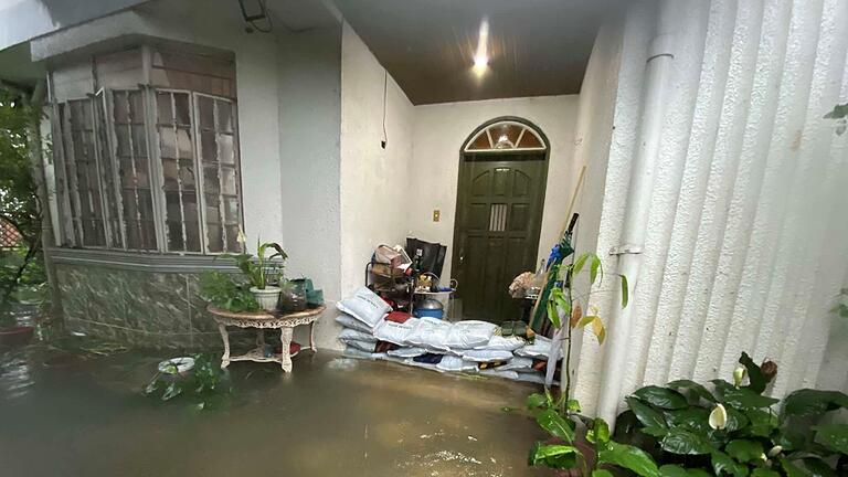 Taifun Gaemi auf den Phillipinen       -  Viele Häuser standen unter Wasser.