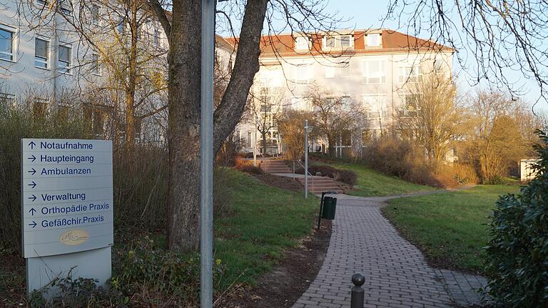 Am Haus Ebern der Haßberg-Kliniken soll ein Zentrum für Altersmedizin entstehen.