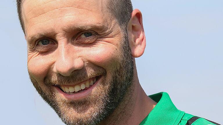 Abtswinds Trainer Mario Schindler darf zufrieden sein. Sein Tauschbefehl nach 72 Minuten brachte den Sieg. Abtswinds Trainer Mario Schindler darf zufrieden sein. Sein Tauschbefehl nach 72 Minuten brachte den Sieg.