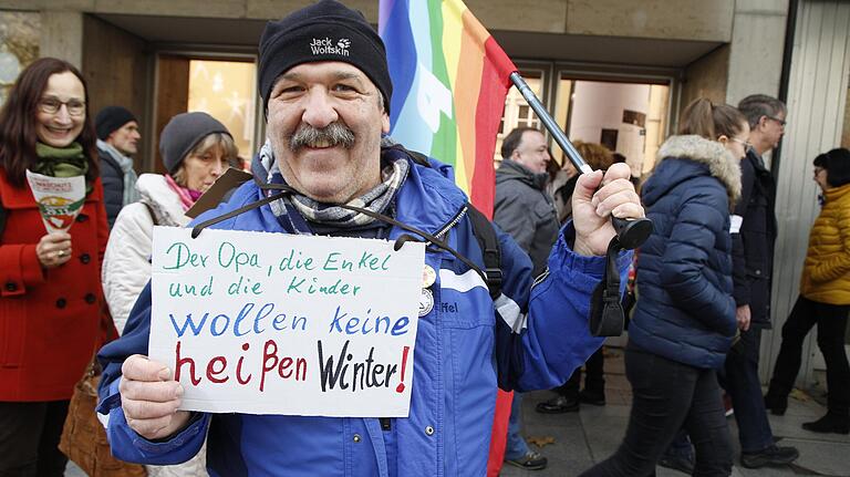 In Schweinfurt geht mittlerweile nicht nur die Jugend für mehr und besseren Klimaschutz auf die Straße, sondern auch die Eltern- und Großeltern-Generation.