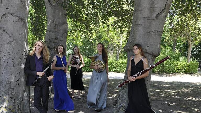 Das Anya Quintett   Raluca Tihon (Flöte), Anna Kopp (Oboe), Moritz Mihm (Klarinette), Lena Nell (Fagott) und Anna Werner (Horn). Foto: Jonathan Hock       -  Das Anya Quintett   Raluca Tihon (Flöte), Anna Kopp (Oboe), Moritz Mihm (Klarinette), Lena Nell (Fagott) und Anna Werner (Horn). Foto: Jonathan Hock