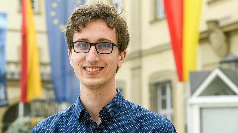 Sebastian Hansen (26) aus Waldbüttelbrunn will für die Grünen in den Bundestag einziehen.