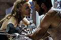 Augenblicke: Svetlana Khodchenkova und Hugh Jackman in &bdquo;Wolverine: Weg des Kriegers&ldquo;.