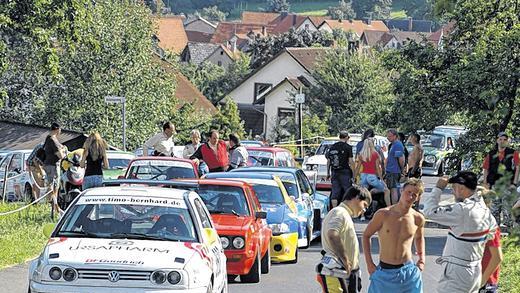 Ganz Hausen ein Fahrerlager: Am 16. und 17. August ist wieder Bergrennen am Hauenstein. Ganz Hausen ein Fahrerlager: Am 16. und 17. August ist wieder Bergrennen am Hauenstein.