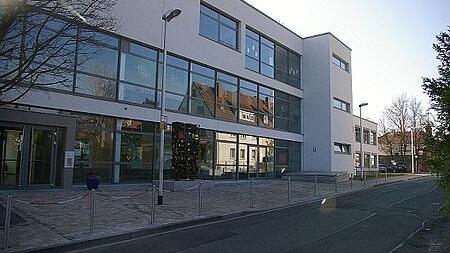 Die D.-Paul-Eber-Mittelschule in Kitzingen.