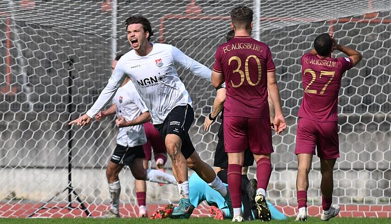 Nico Ott (links) erzielte in Augsburg seinen ersten Treffer im Trikot des TSV Aubstadt.&nbsp;